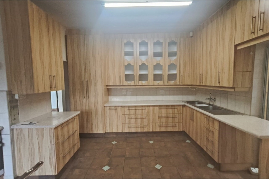 To Let 3 Bedroom Property for Rent in Cambridge West Eastern Cape